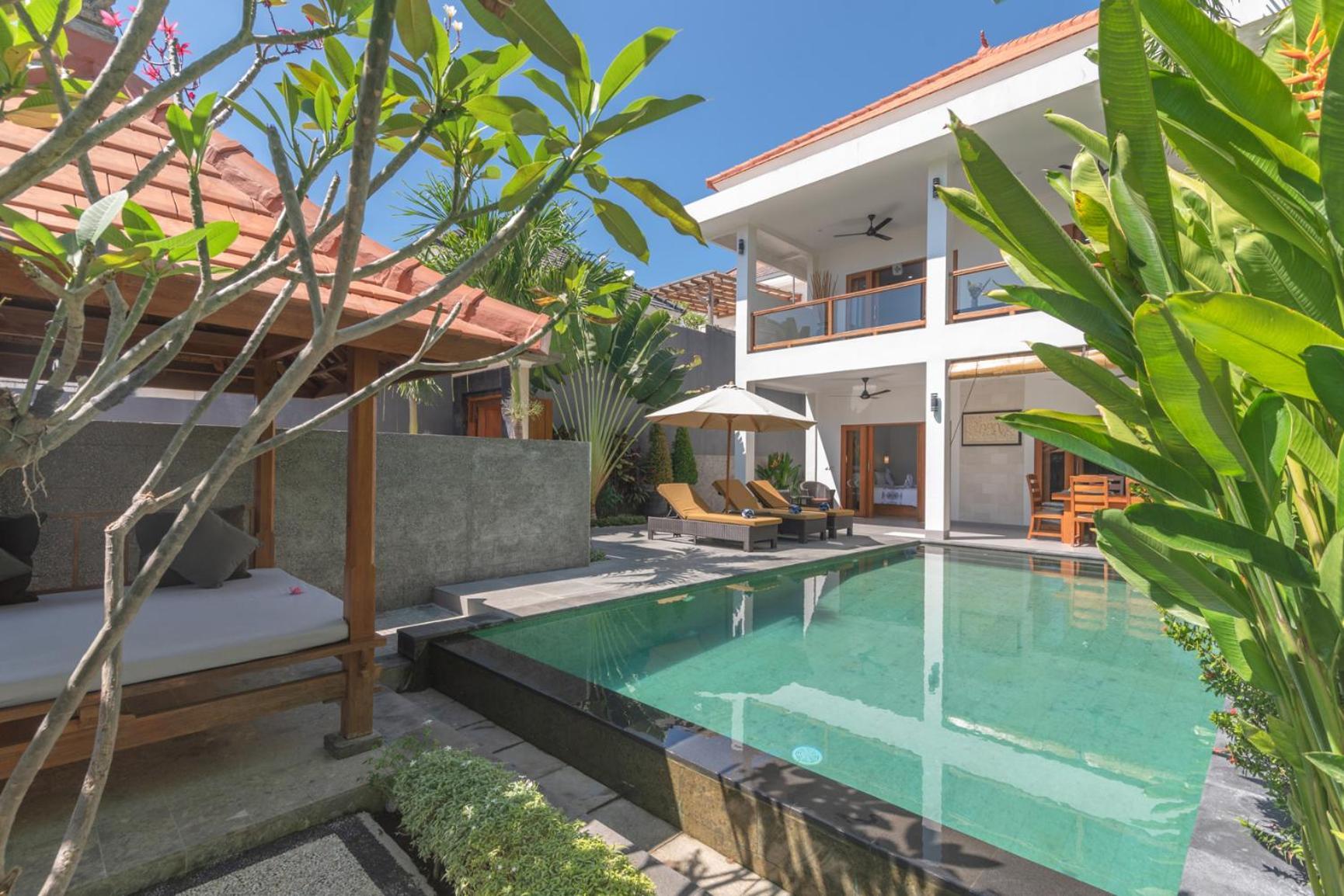Villa Royal Singaraja Buitenkant foto